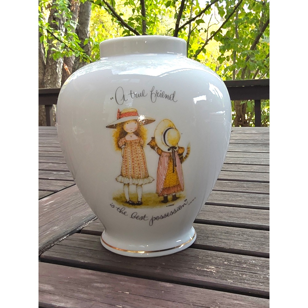 Holly Hobbie Vase Genuine Porcelain "A True Friend" Vintage‎ 1973